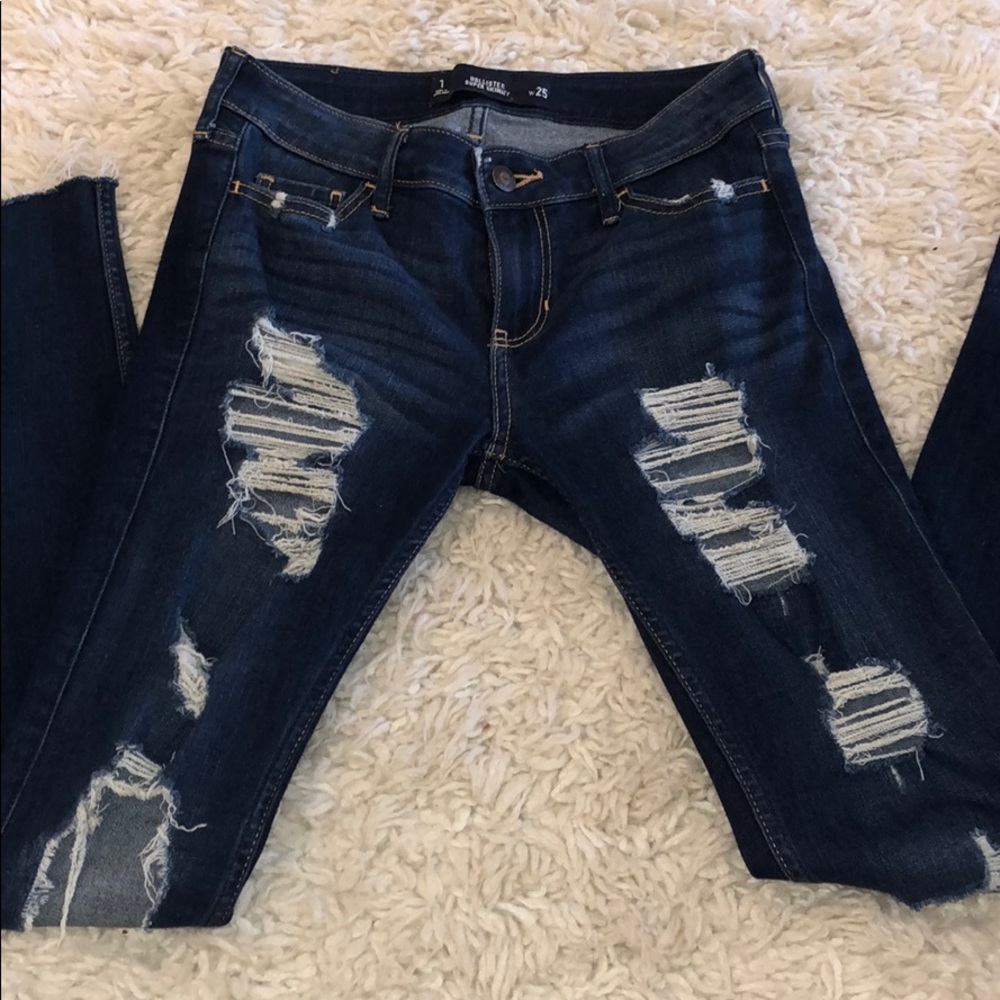 Hollister super skinny ripped jeans